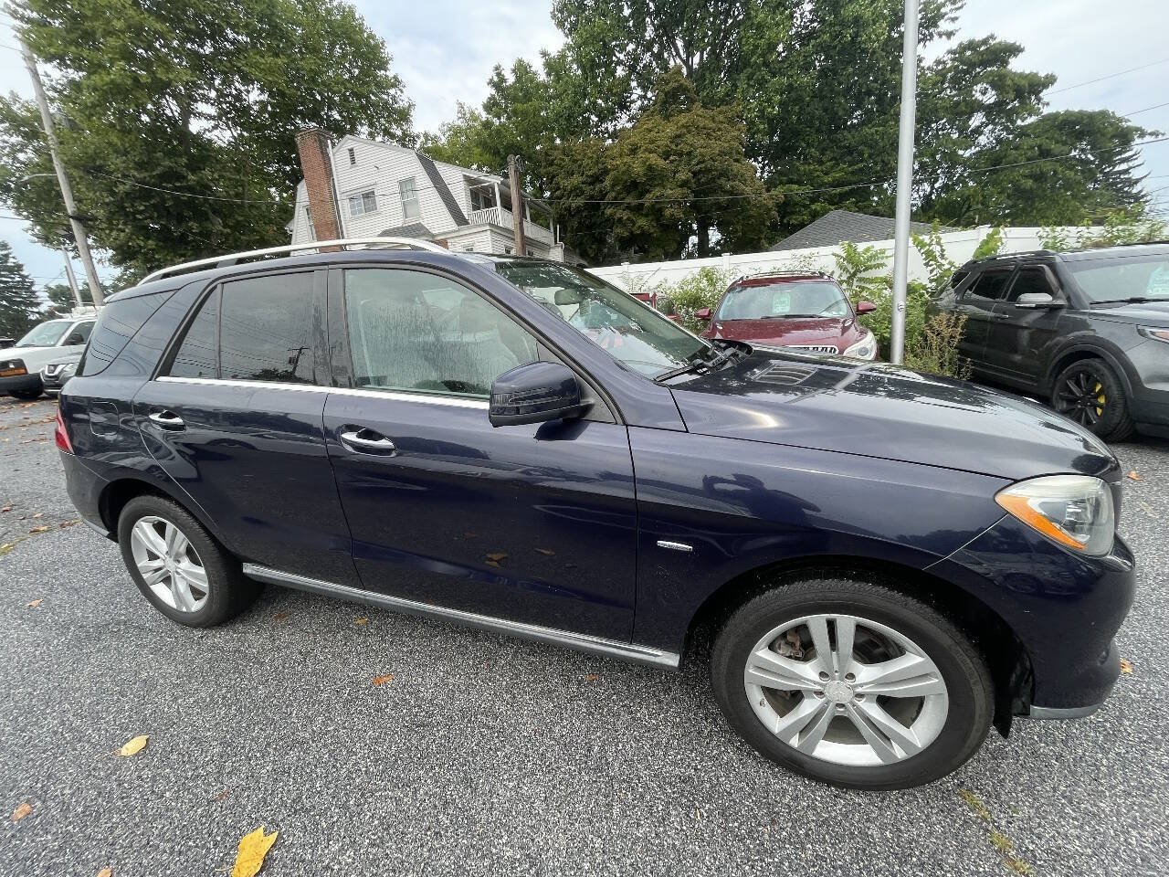 Used 2012 Mercedes-Benz ML 350 BlueTEC 4MATIC image 5
