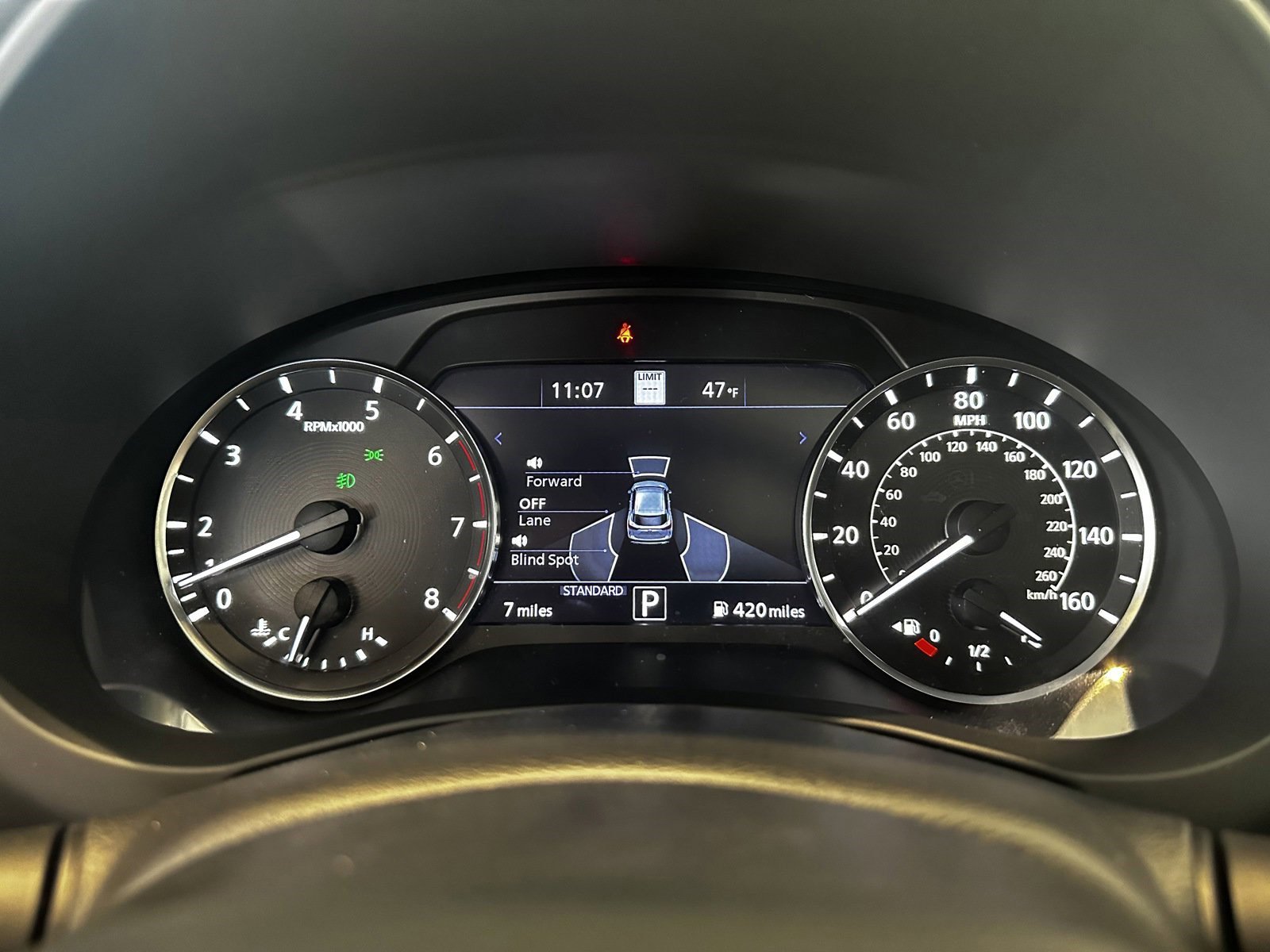 New 2025 INFINITI QX50 Sport image 13