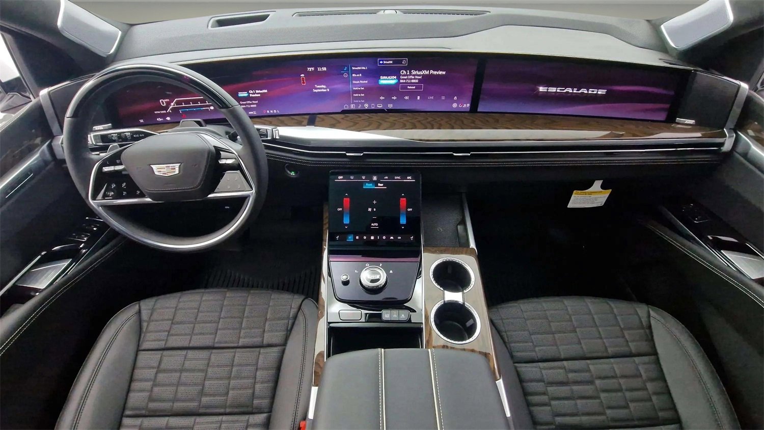 Used 2025 Cadillac Escalade Sport Platinum w/ LPO, ONYX Package image 33