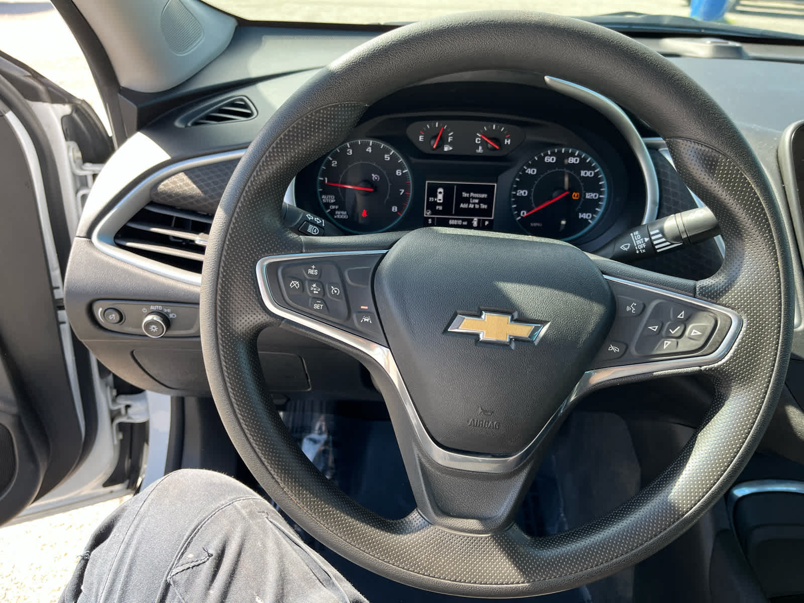 Used 2023 Chevrolet Malibu LT w/ Driver Confidence Package FWD image 13