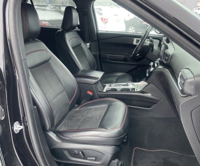 Certified 2023 Ford Explorer ST-Line image 9