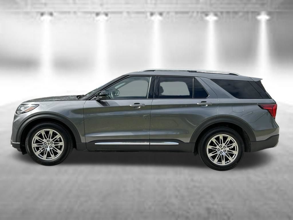 Used 2026 Ford Explorer Platinum RWD image 8