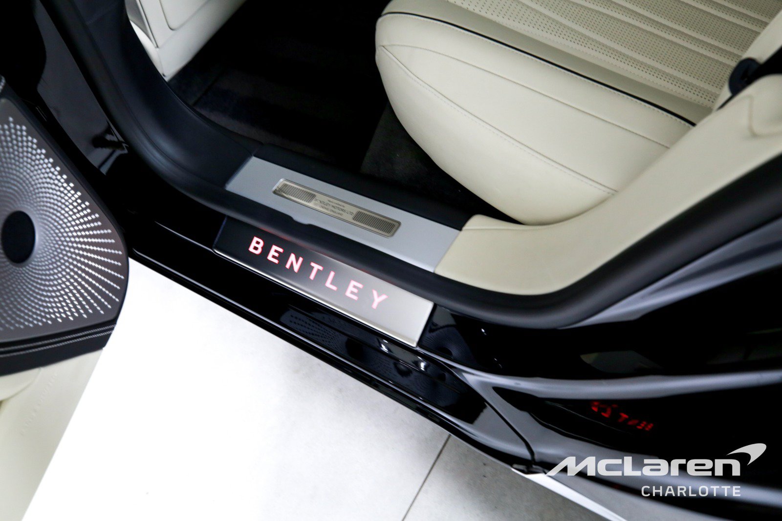 Used 2020 Bentley Flying Spur W12 AWD/4WD image 20