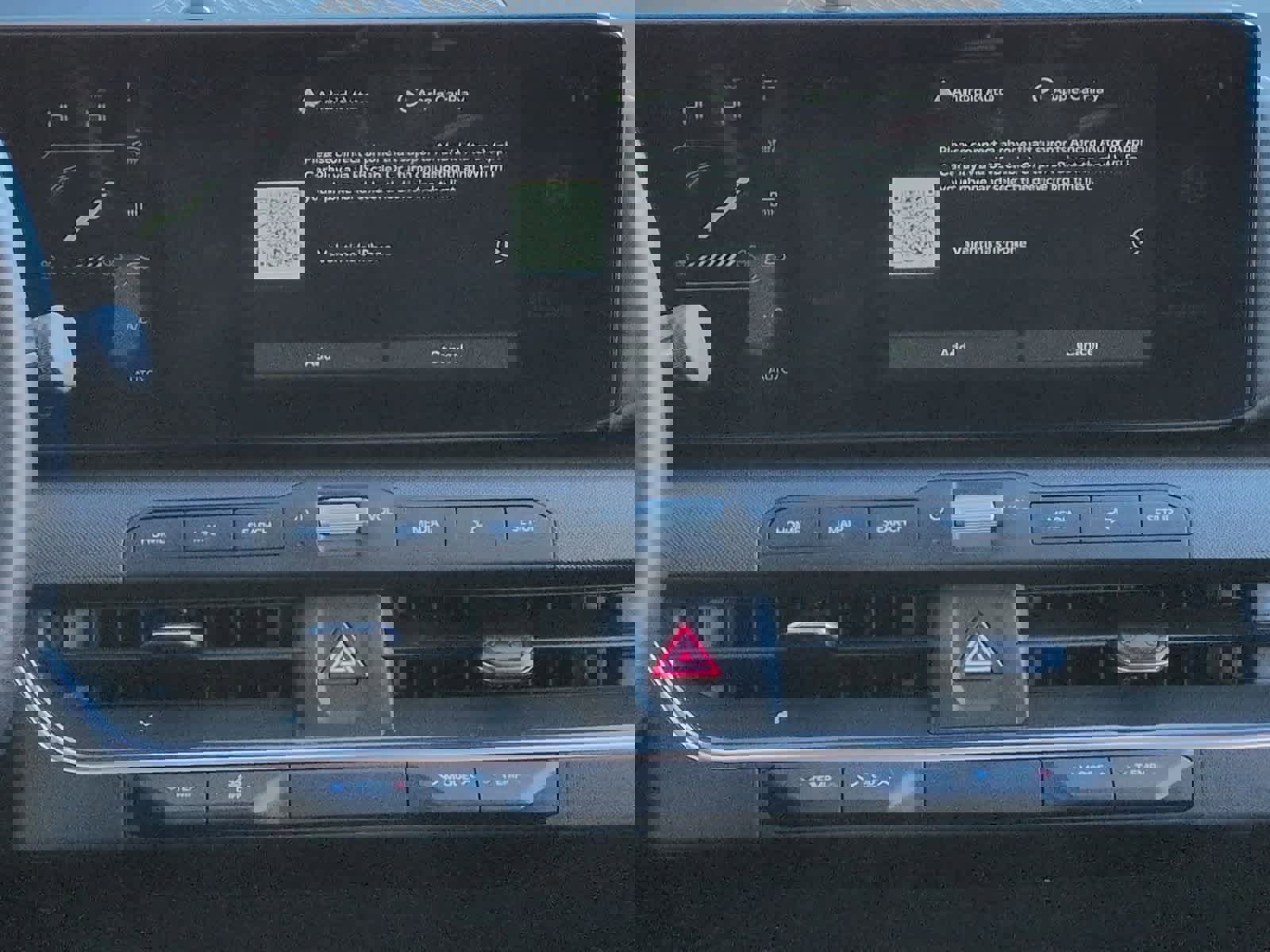 Used 2025 Kia K4 EX image 28