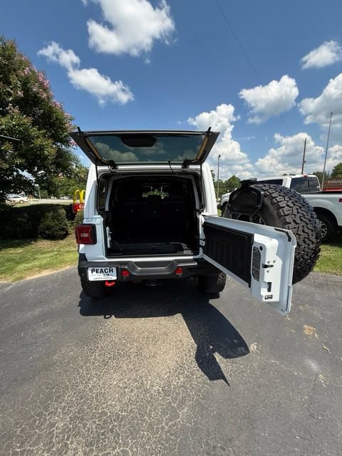 Used 2024 Jeep Wrangler Unlimited Rubicon AWD/4WD image 10
