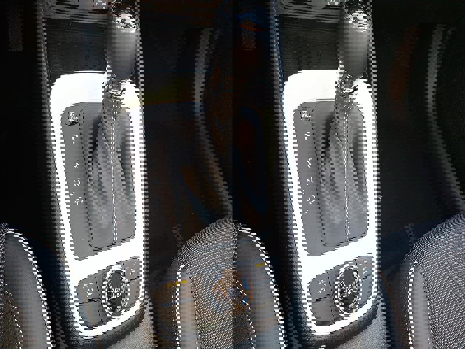 New 2026 Hyundai Venue SEL image 17