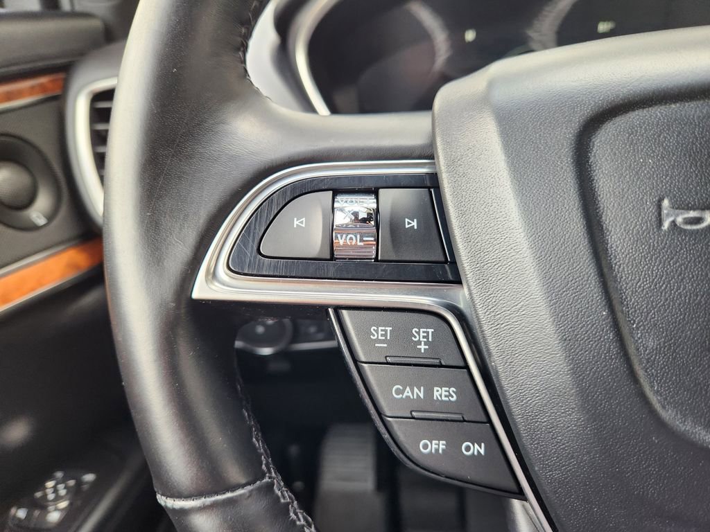 Used 2019 Lincoln Nautilus Reserve w/ Cargo Utility Package image 30