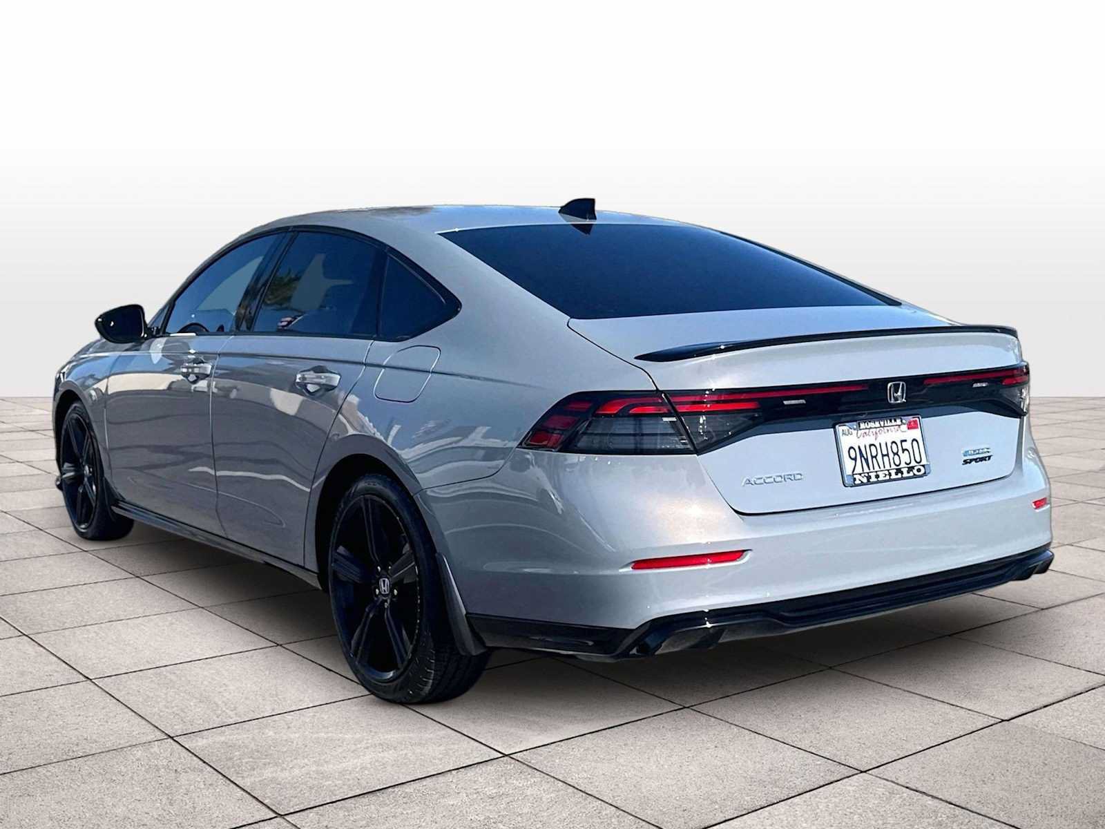 Used 2024 Honda Accord Sport image 13