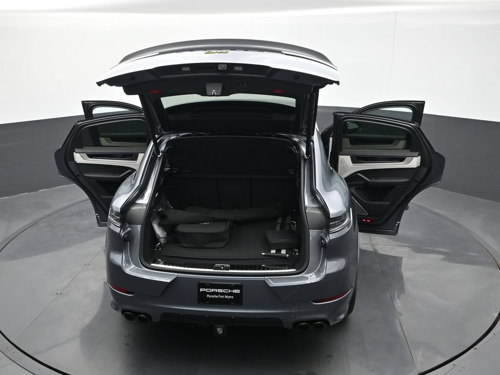 New 2026 Porsche Cayenne Turbo AWD/4WD image 28