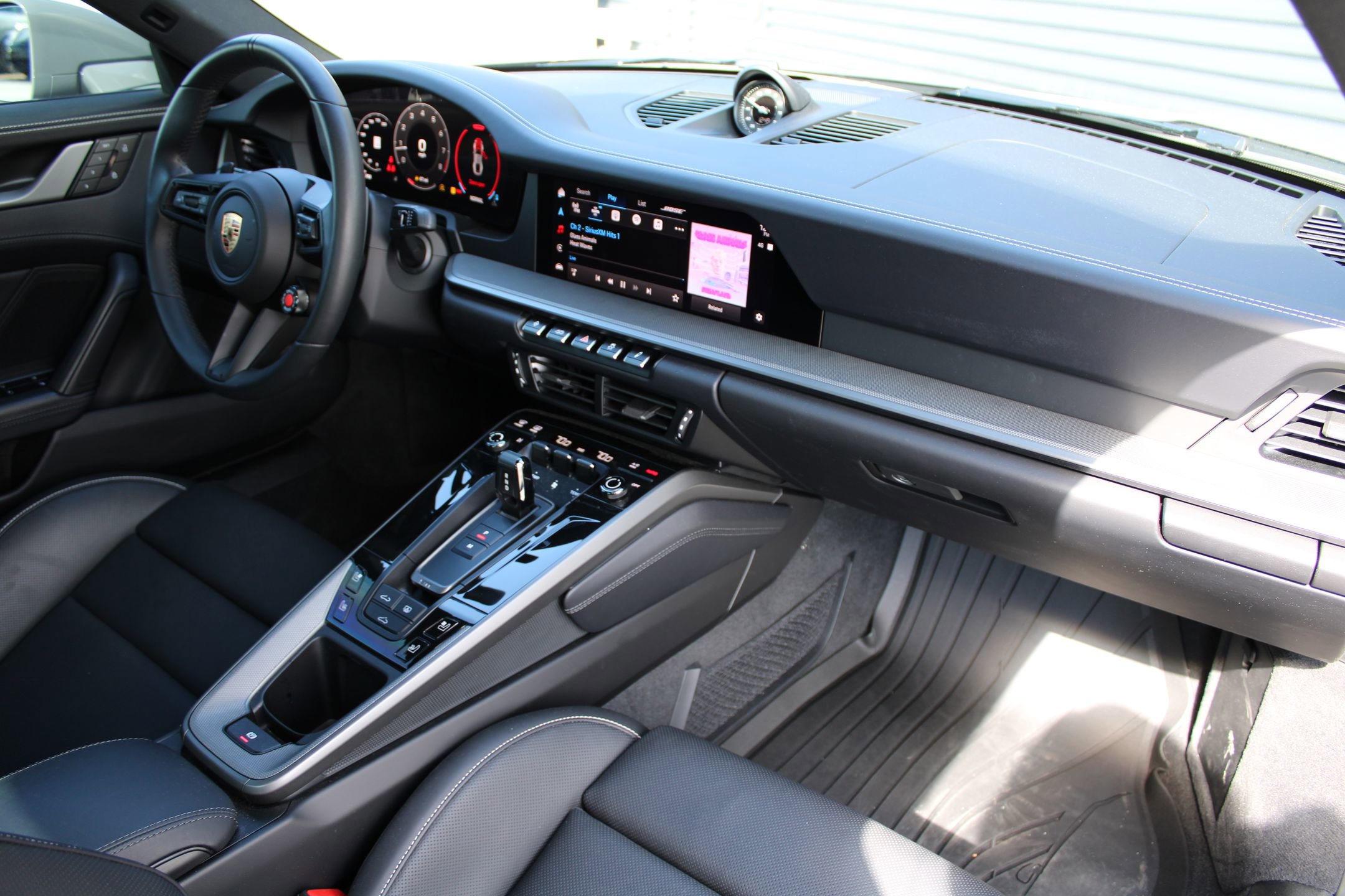 Certified 2025 Porsche 911 Carrera image 27