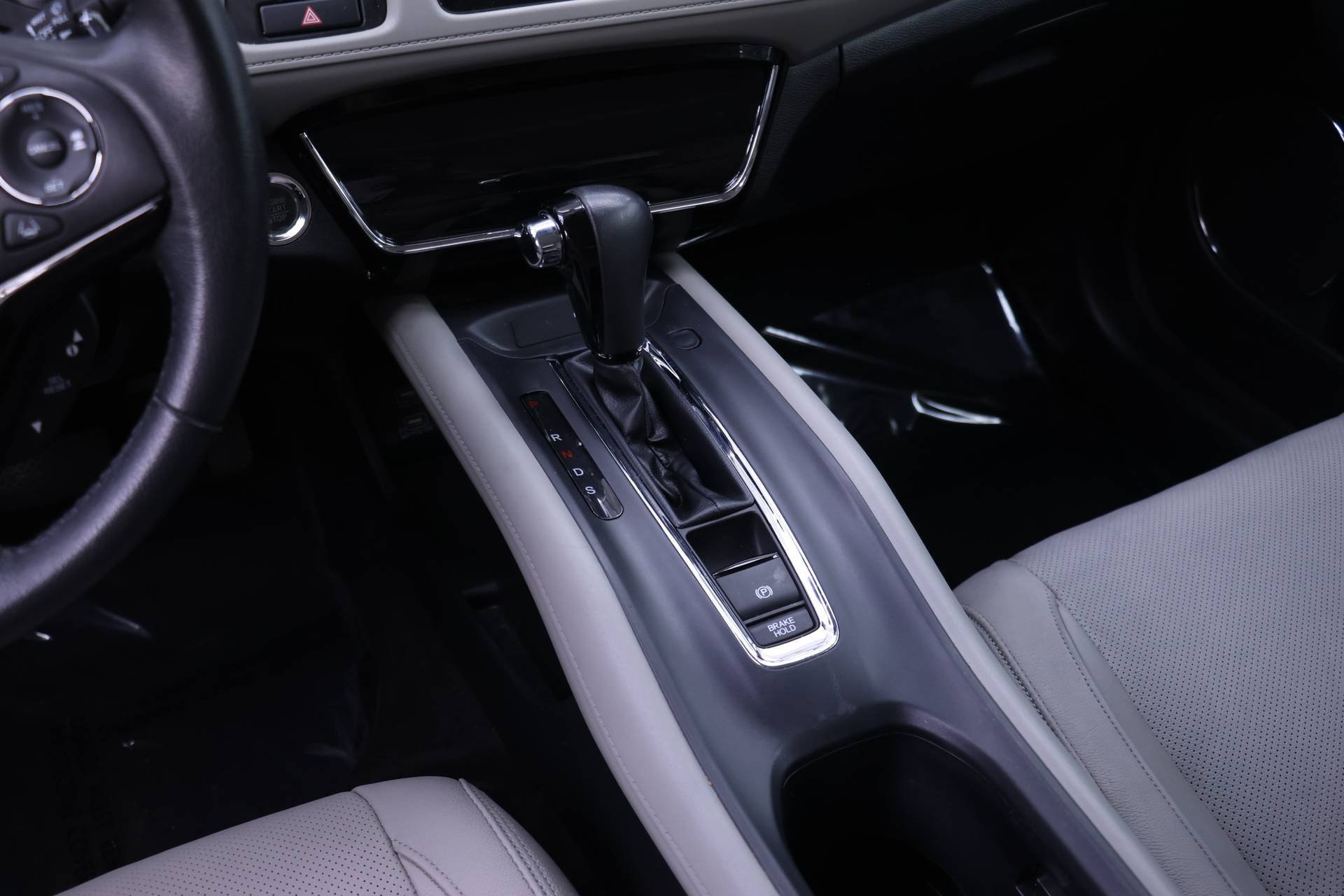 Used 2022 Honda HR-V EX-L image 11