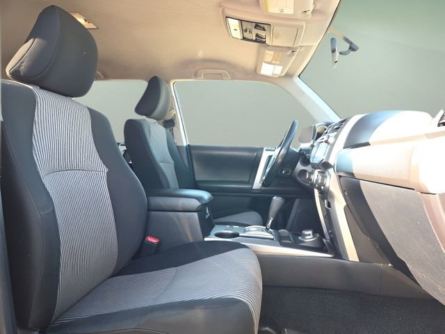 Used 2016 Toyota 4Runner SR5 image 15