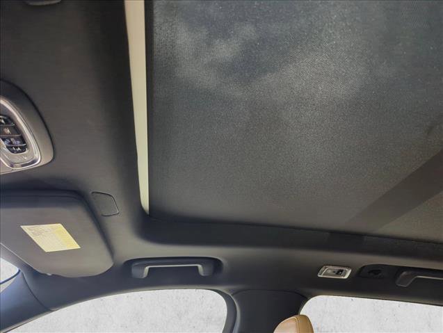 Used 2017 Volvo XC90 T6 Momentum w/ Vision Package image 12