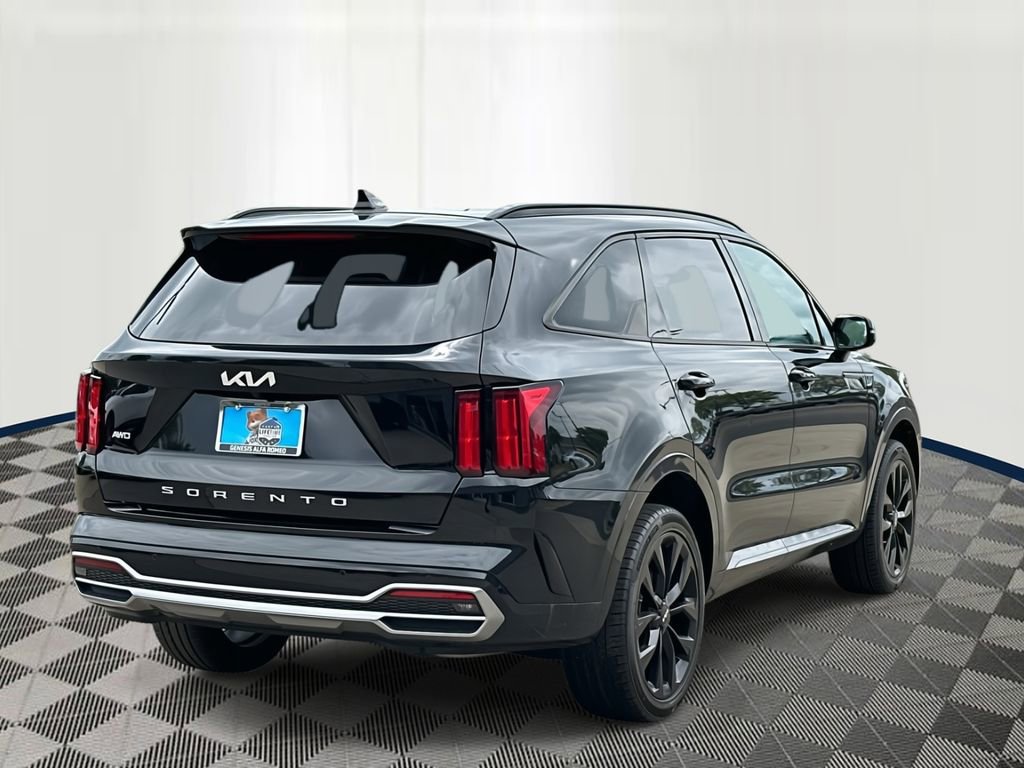Used 2022 Kia Sorento SX image 5