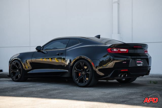 Used 2018 Chevrolet Camaro SS image 5