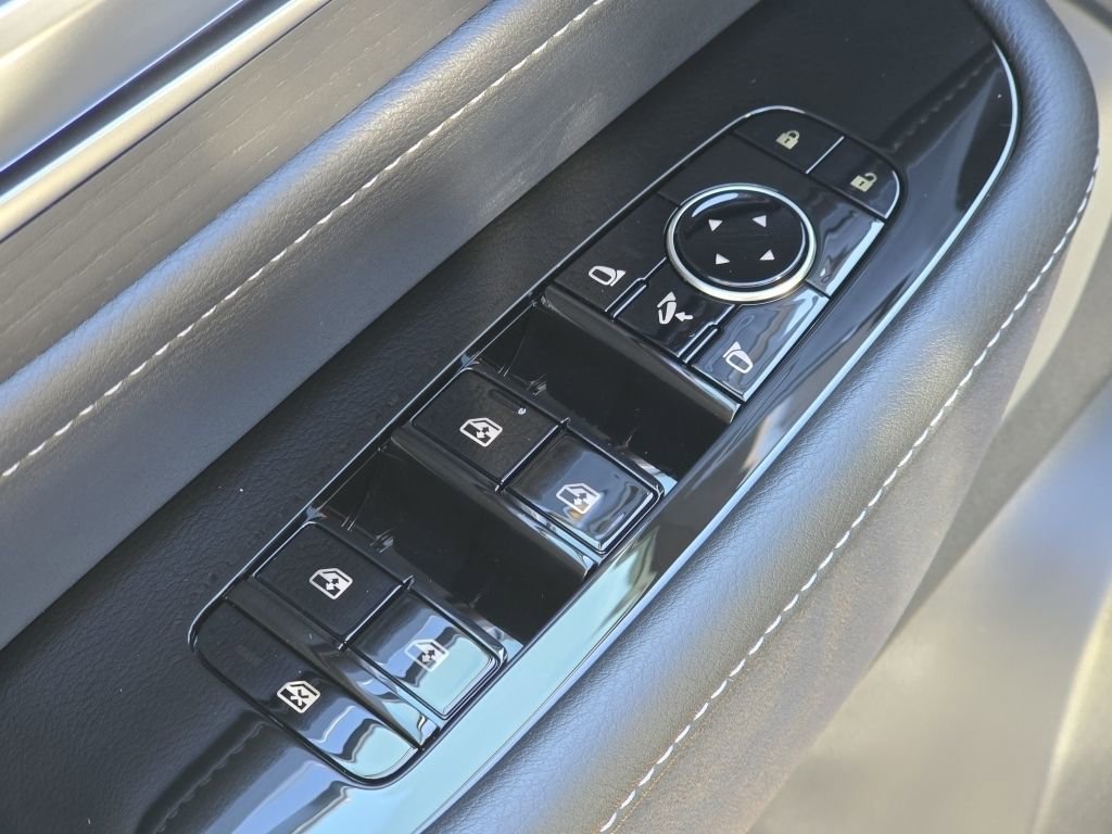 New 2025 INFINITI QX80 Sensory w/ Exterior Package image 31