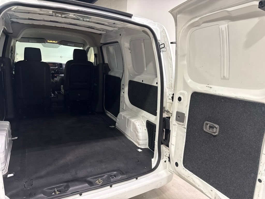 Used 2018 Nissan NV200 SV FWD image 25