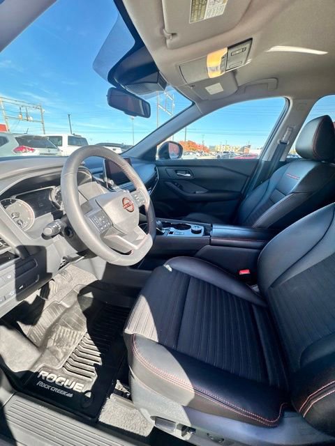 Certified 2025 Nissan Rogue SV w/ Rock Creek Premium Package image 26