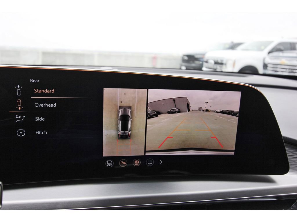 New 2026 Cadillac Lyriq Sport image 17