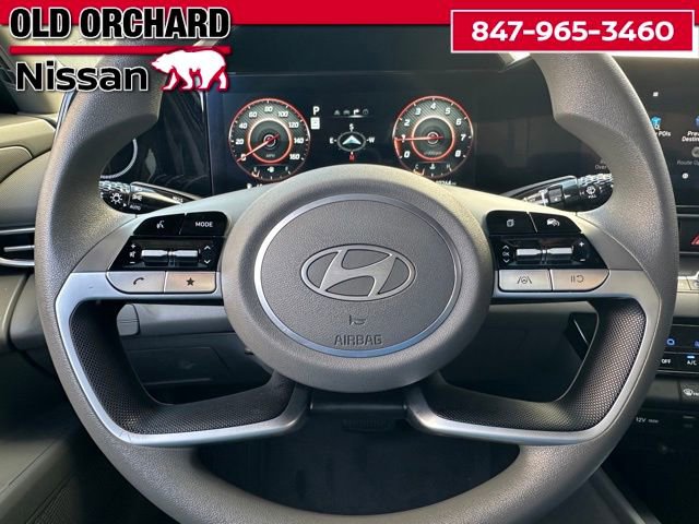 Used 2024 Hyundai Elantra SEL FWD image 23