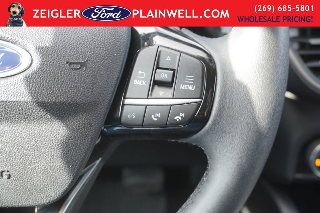 Used 2022 Ford Escape SE w/ Cold Weather Package image 26