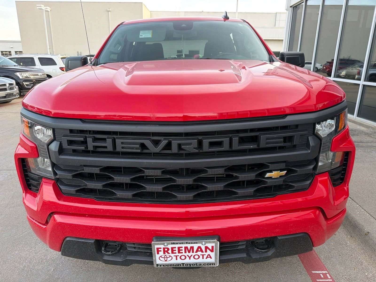 Used 2026 Chevrolet Silverado 1500 Custom RWD image 3