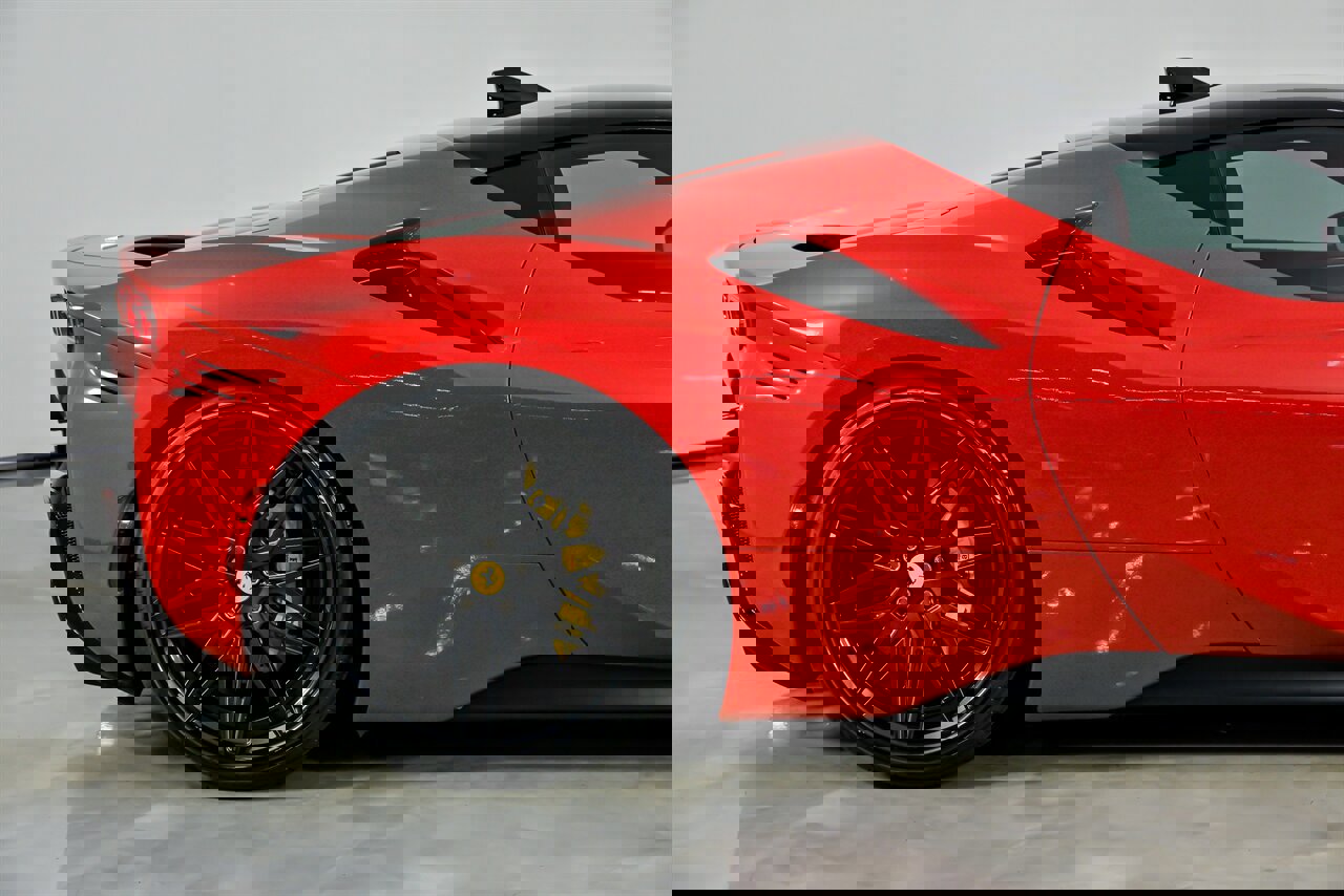 Used 2023 Ferrari SF90 Stradale image 12