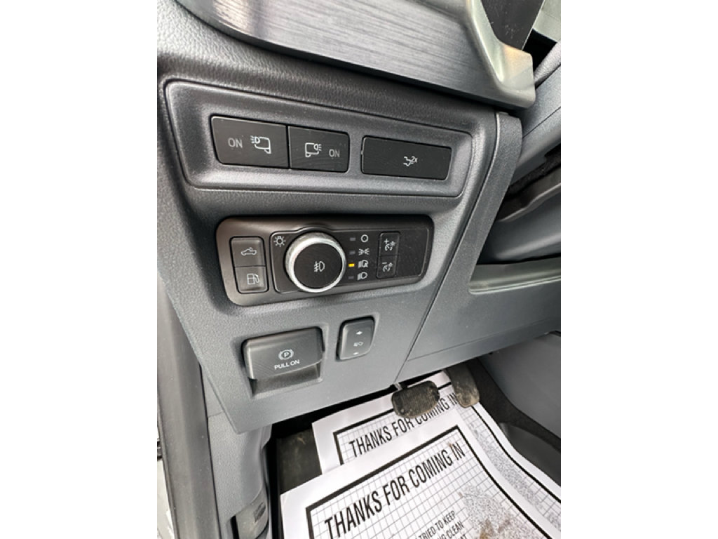 Used 2023 Ford F150 Lariat image 12