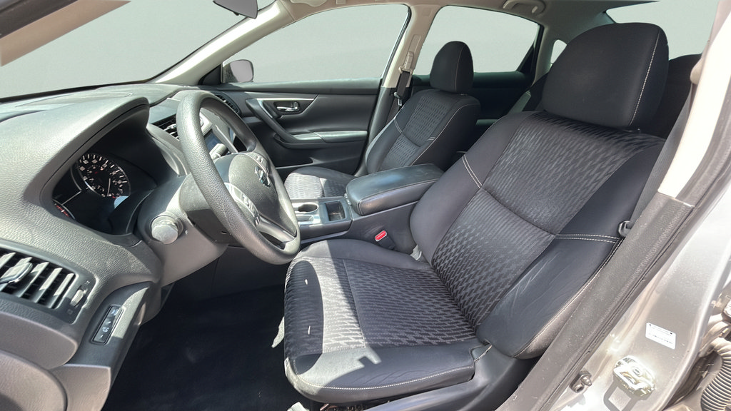 Used 2017 Nissan Altima 2.5 S w/ Power Driver Seat Package FWD image 12