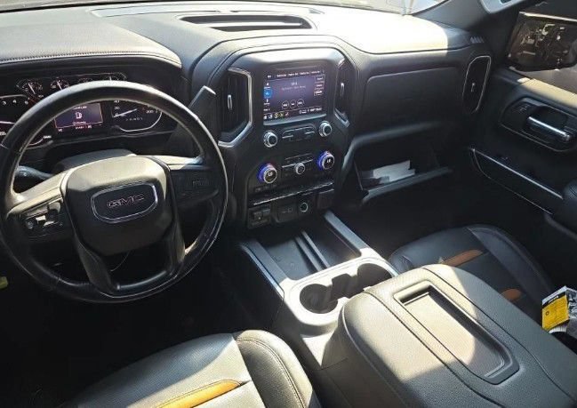 Used 2021 GMC Sierra 1500 AT4 w/ AT4 Value Package AWD/4WD image 2
