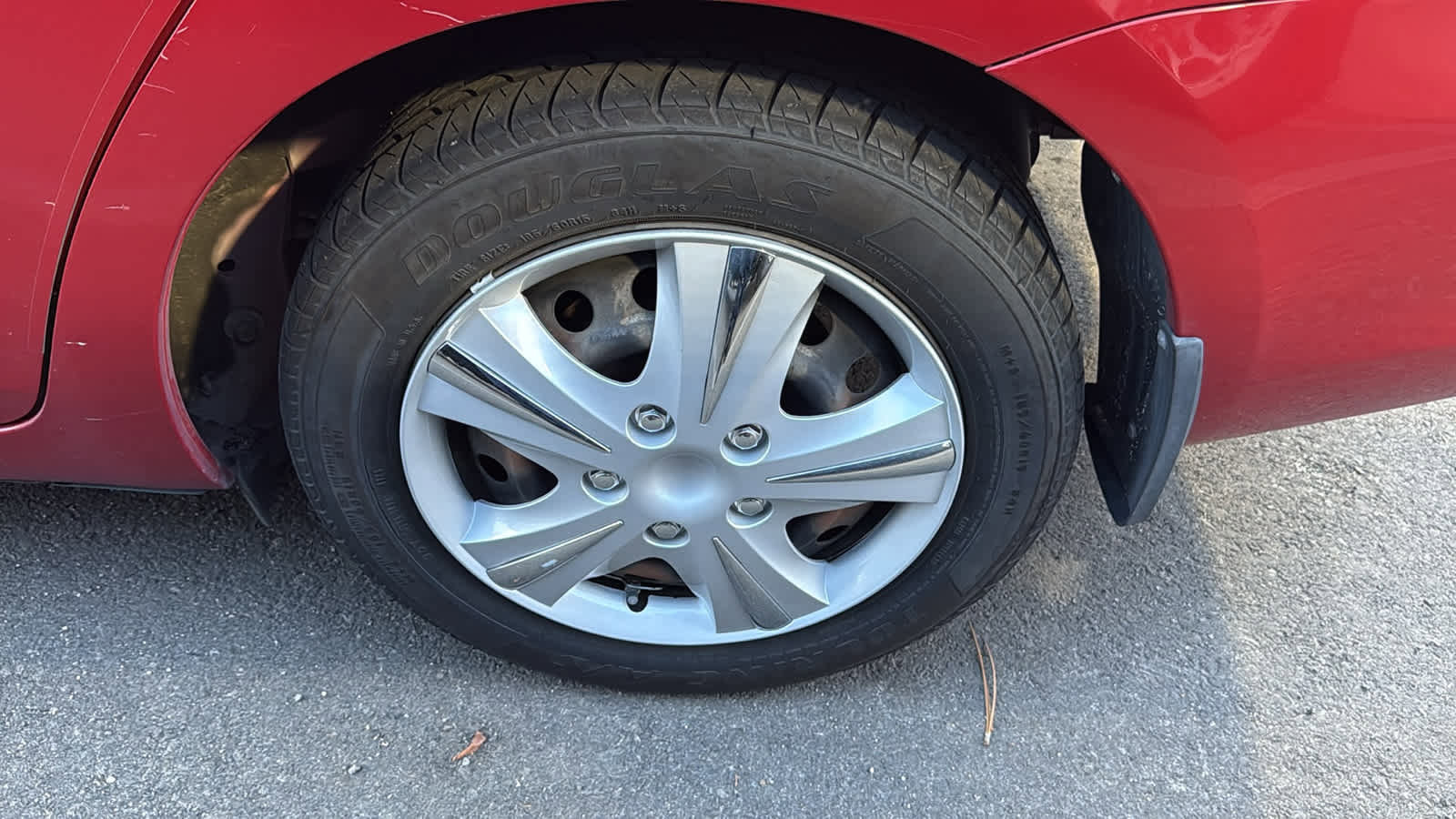 Used 2009 Toyota Yaris Sedan image 5