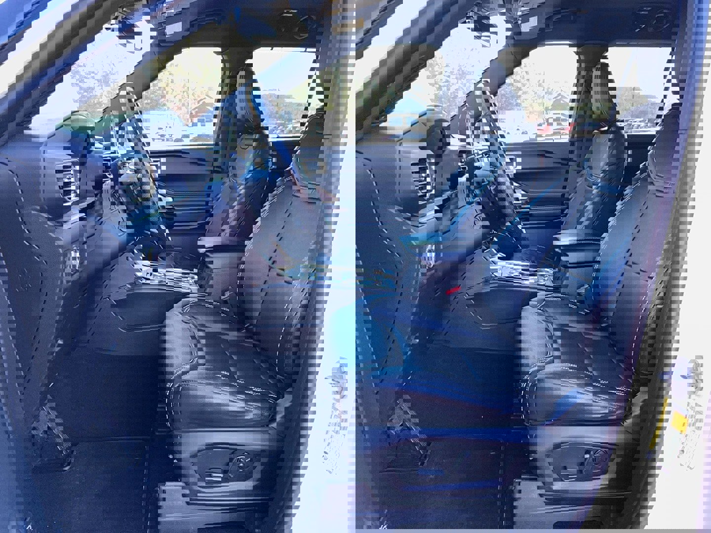 Used 2021 Ford Explorer ST w/ Equipment Group 401A AWD/4WD image 11