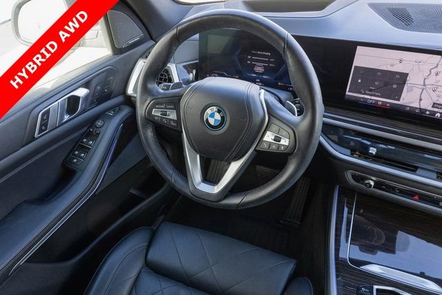 Used 2024 BMW X5 xDrive50e AWD/4WD image 19
