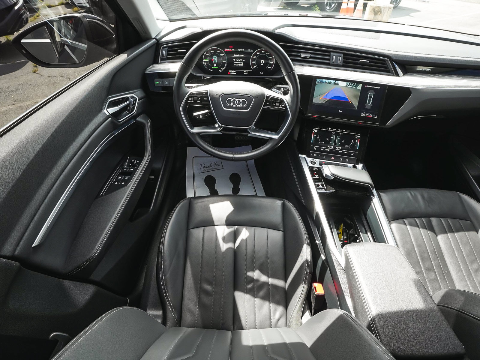 Used 2024 Audi Q8 e-tron Premium AWD/4WD image 42