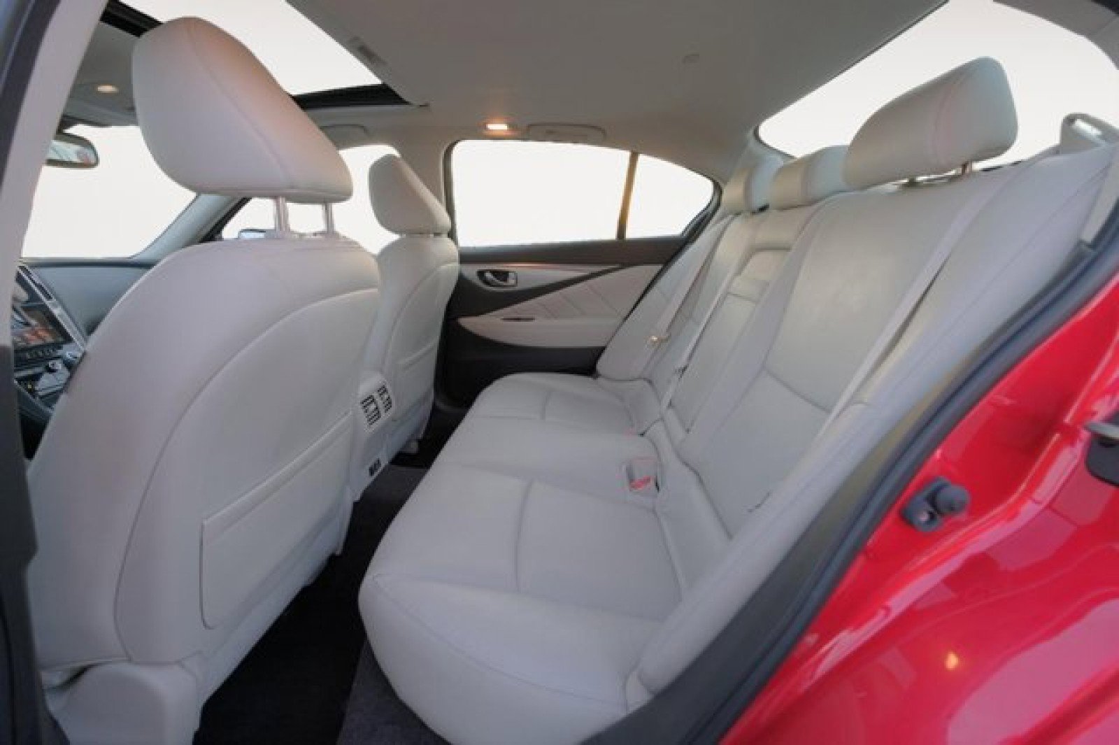 Certified 2023 INFINITI Q50 Luxe w/ Cargo Package image 14