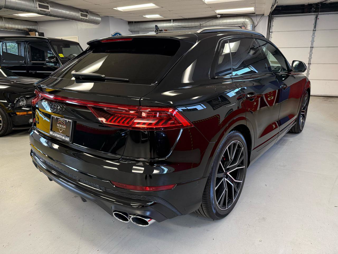 Used 2023 Audi SQ8 Premium Plus AWD/4WD image 6
