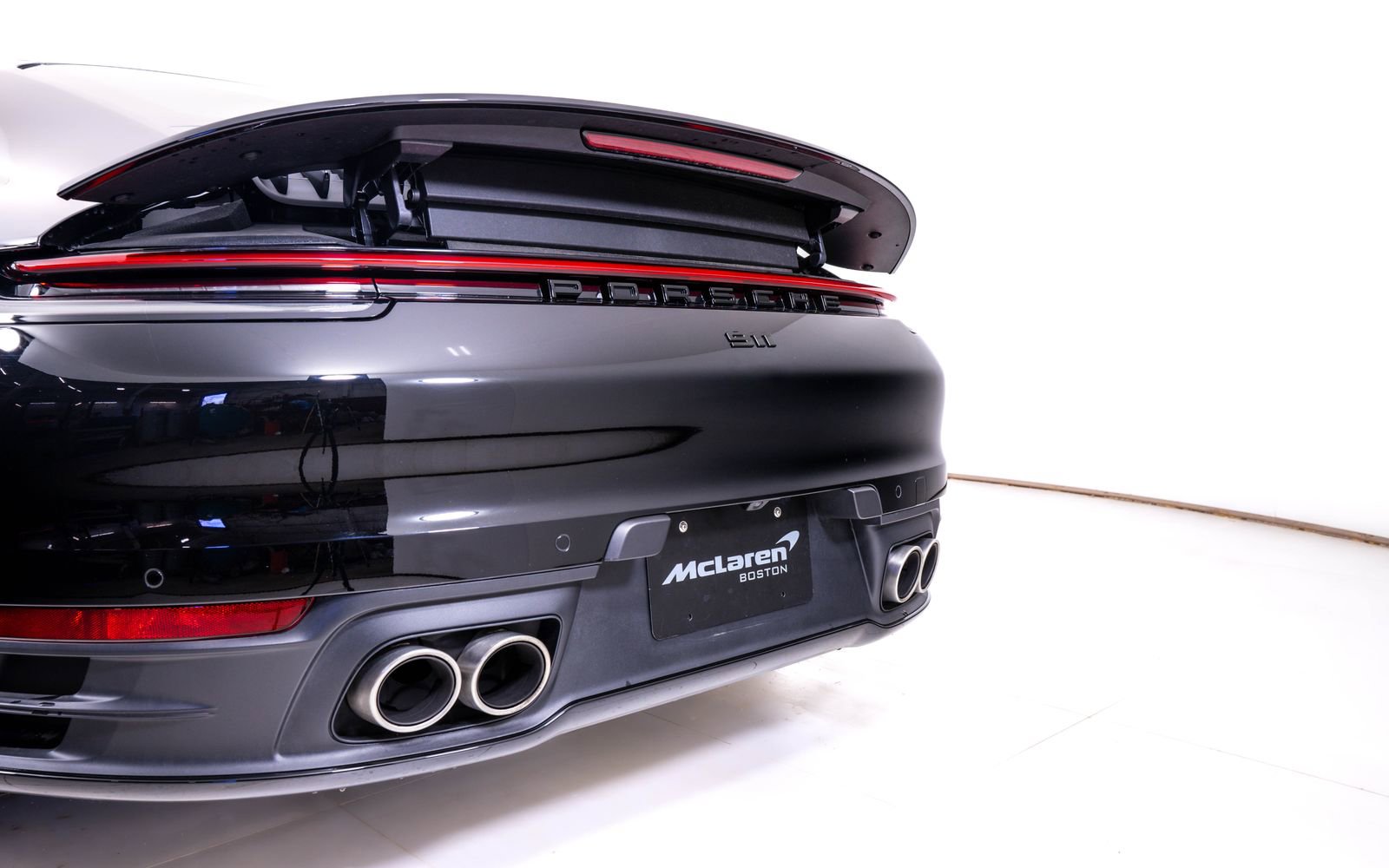 Used 2024 Porsche 911 Carrera S RWD image 12