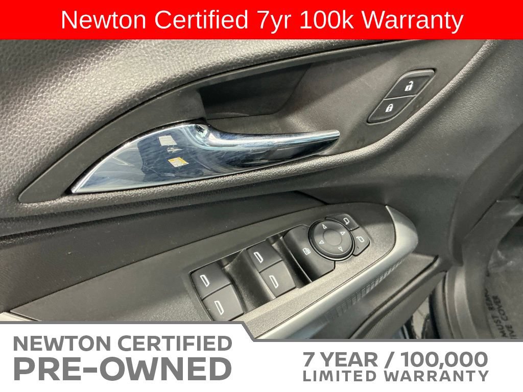 Used 2025 Chevrolet Trax LS FWD image 21