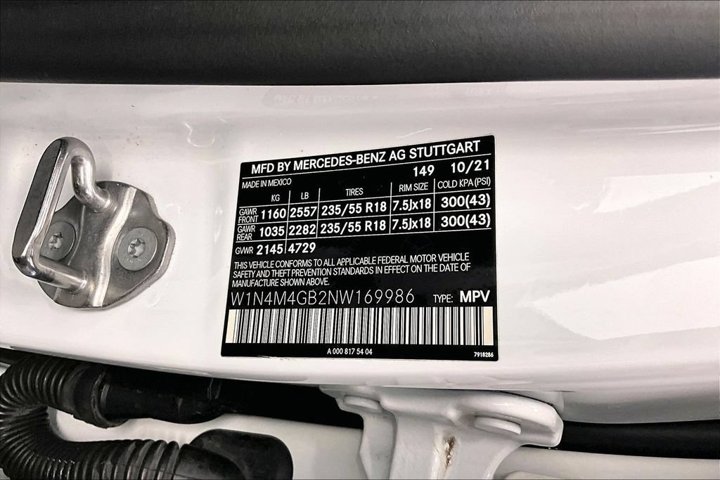Used 2022 Mercedes-Benz GLB 250 image 32