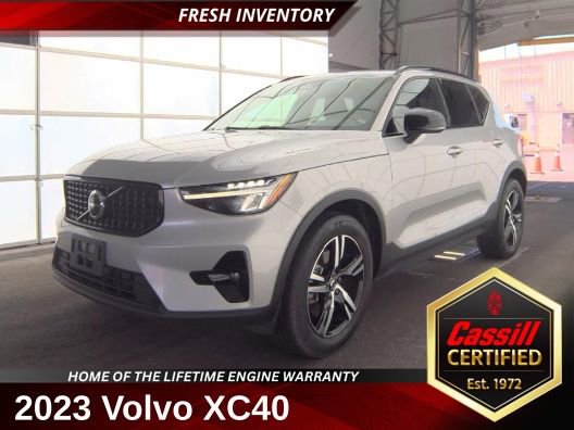 Used 2023 Volvo XC40 B5 Plus
