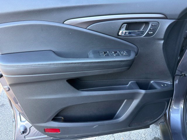 Used 2021 Honda Passport EX-L image 15
