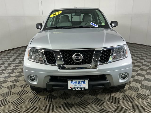 Used 2015 Nissan Frontier SV w/ SV Value Truck Package AWD/4WD image 2