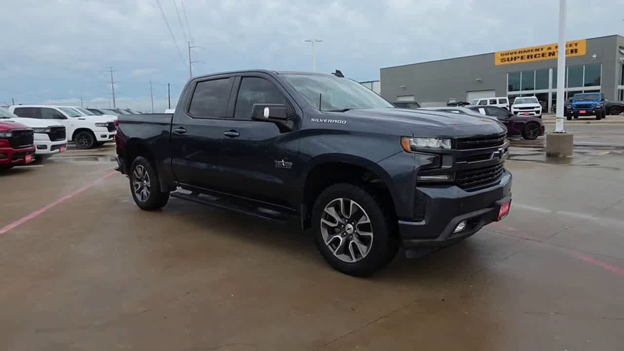 Used 2020 Chevrolet Silverado 1500 RST w/ Texas Edition RWD image 2