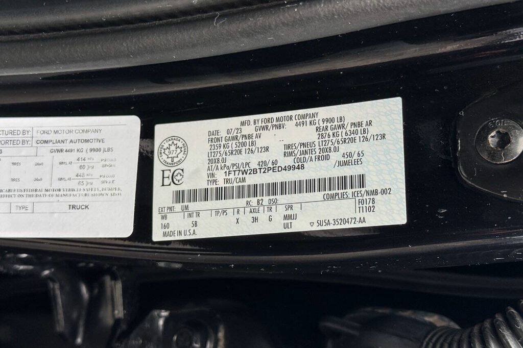 Used 2023 Ford F250 Lariat w/ Lariat Ultimate Package AWD/4WD image 29