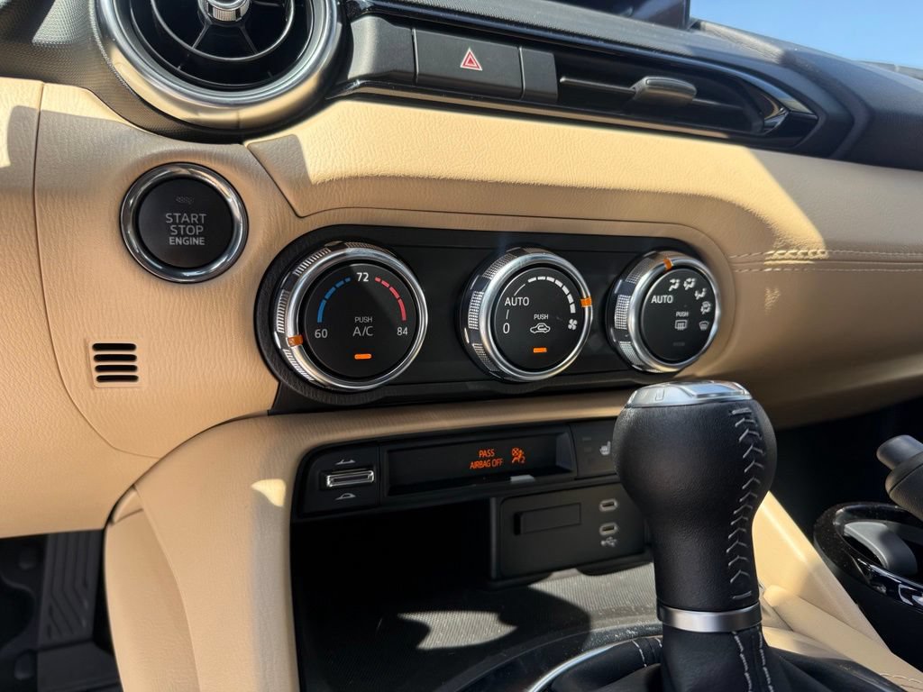 New 2026 MAZDA MX-5 Miata RF Grand Touring RWD image 25