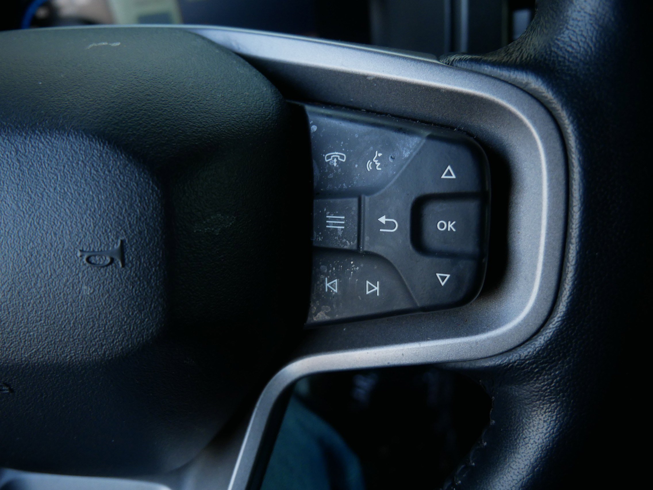 Used 2024 Ford Bronco Badlands image 28