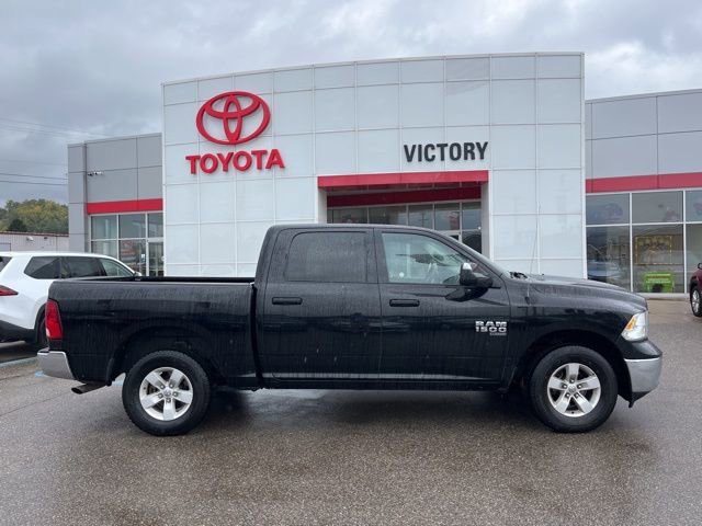 Used 2023 RAM 1500 Classic SLT w/ Trailer & Traction Group image 3