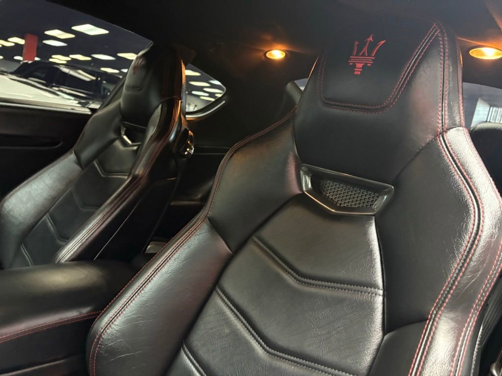 Used 2018 Maserati GranTurismo Sport RWD image 23