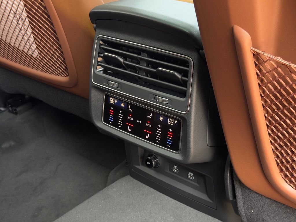 New 2026 Audi Q8 Premium Plus AWD/4WD image 21