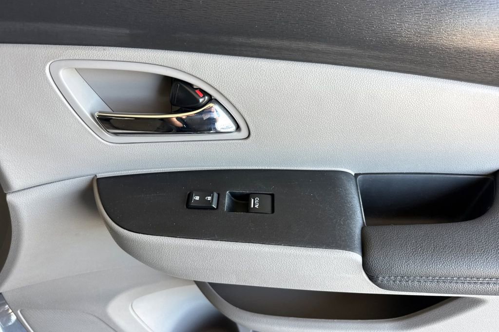 Used 2016 Honda Odyssey SE image 22